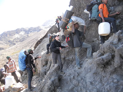 6 Days / 5 Nights - Mount Kilimanjaro Climb></a>
						</div>
						<div class=